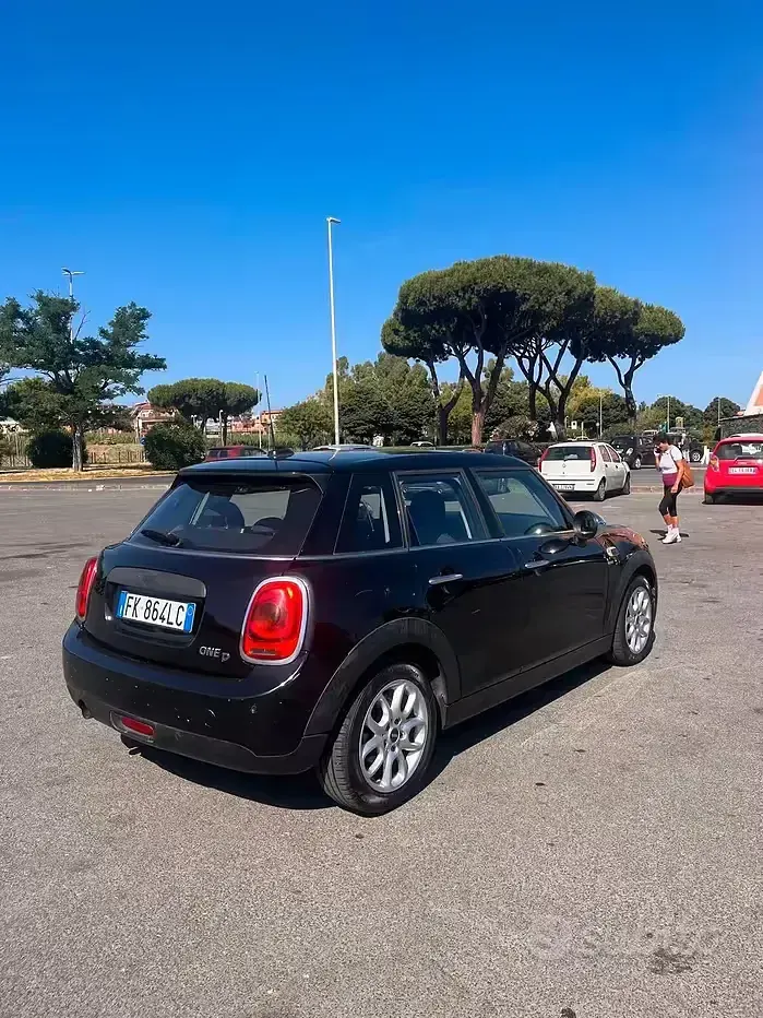 Usata Mini One D Hype 95 CV (69 kW) 2017 Nero Utilitaria