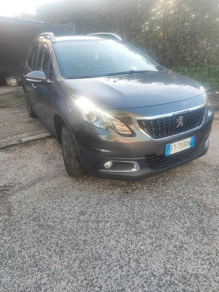 Usata Peugeot 2008 Active 82 CV (60 kW) 2019 Grigio SUV