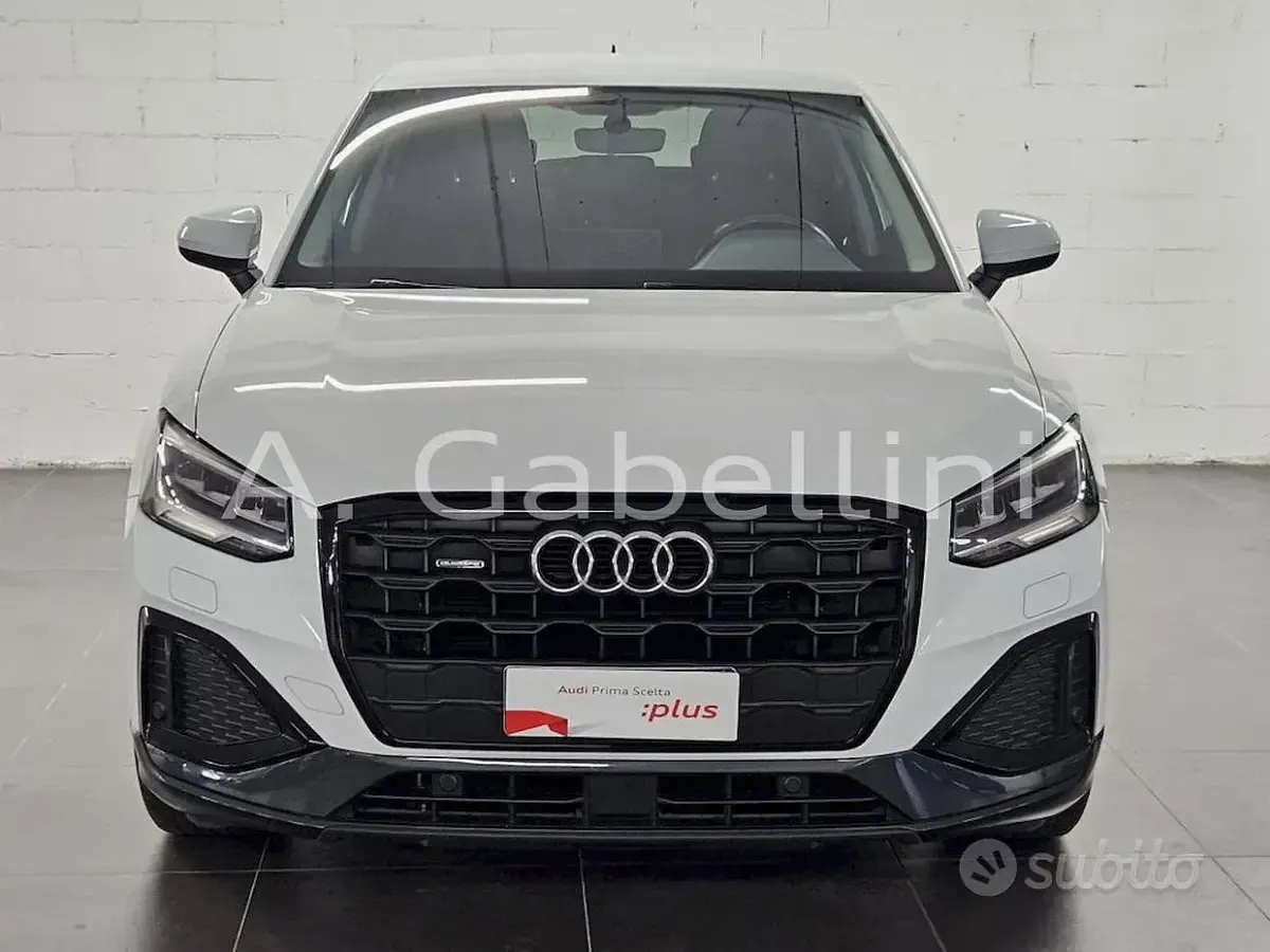 Begagnad Audi Q2 Admired 150 HK (110 kW) 2021 Vit SUV