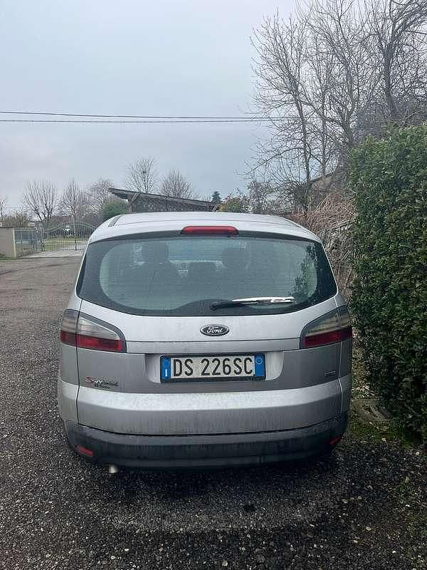 Usata Ford S-MAX S 140 CV (102 kW) 2008 Monovolume