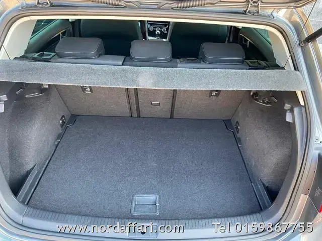 Begagnad VW Golf VII Highline 150 HK (110 kW) 2018 Sedan
