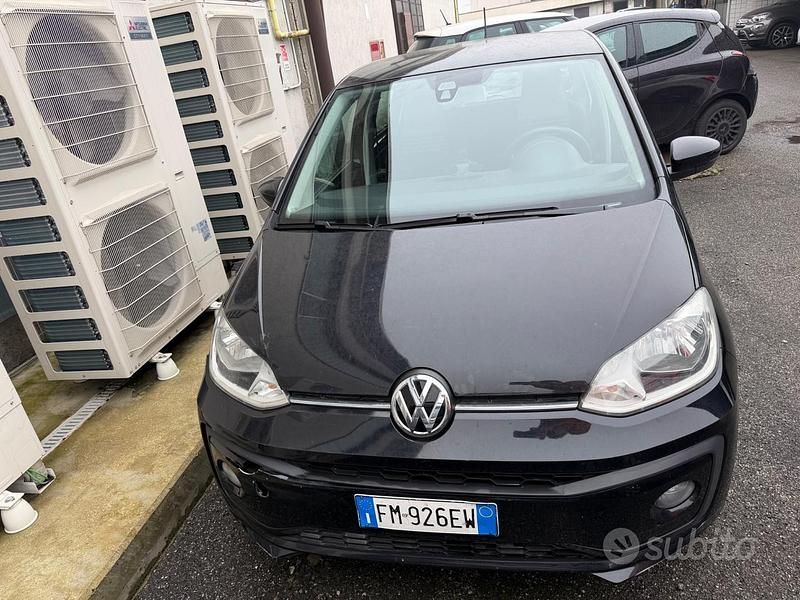 Usata VW up! Move 68 CV (50 kW) 2018 Nero Utilitaria