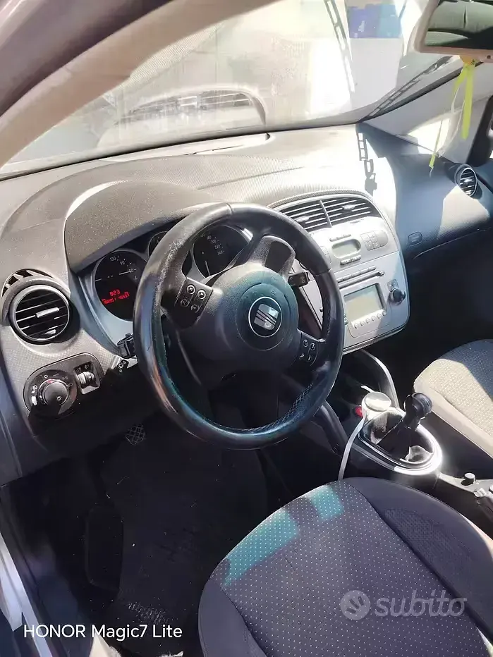 Usata Seat Altea XL 102 CV (75 kW) 2008 Grigio Monovolume