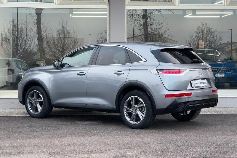 Usata DS Automobiles DS7 Crossback Grand Chic 131 CV (96 kW) 2022 Argento SUV