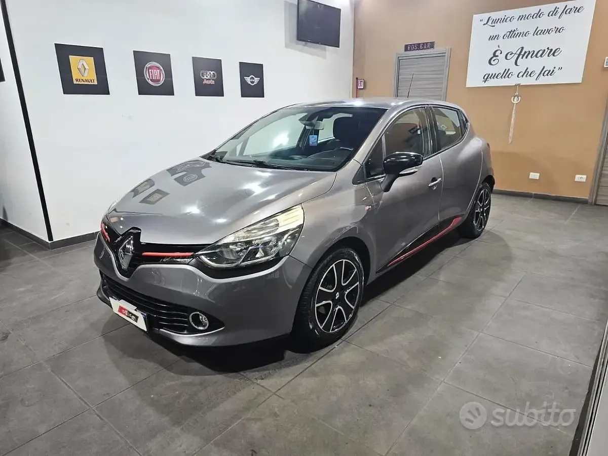 Usata Renault Clio IV 90 CV (66 kW) 2014 Grigio Berlina