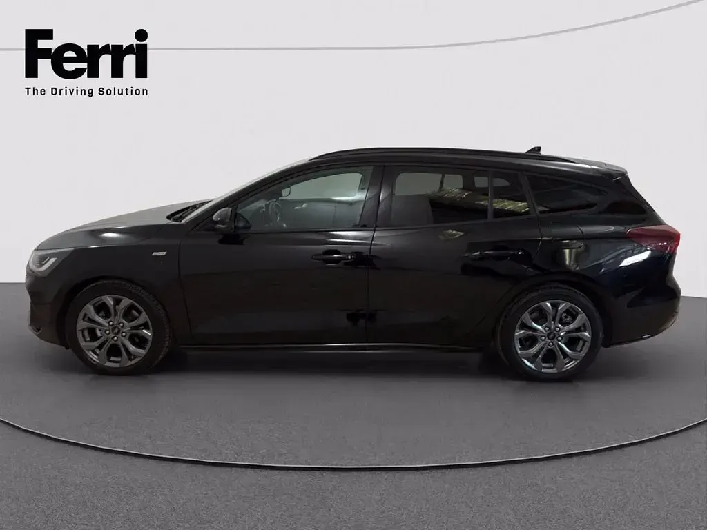 Usata Ford Focus ST-Line X 116 CV (85 kW) 2023 Nero metallizato Station wagon