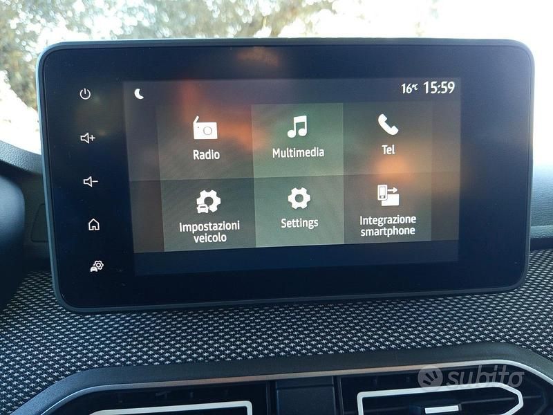 Usata Dacia Sandero 65 CV (47 kW) 2023 Bianco Berlina