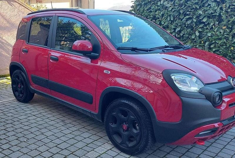 Usata Fiat Panda Cross Cross 69 CV (50 kW) 2023 Utilitaria