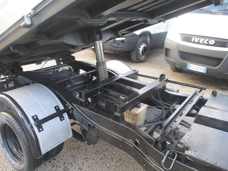 Usata Piaggio Porter 65 CV (47 kW) 2005 Bianco Furgone