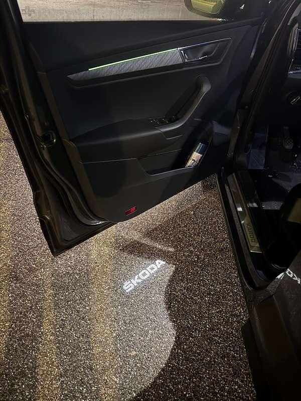 Usata Skoda Karoq Style 150 CV (110 kW) 2023 Grigio SUV