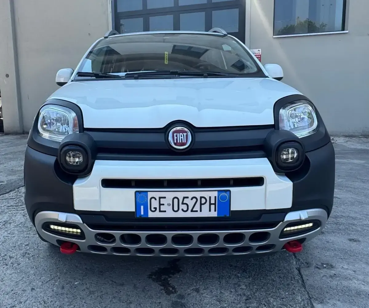 Usata Fiat Panda Cross Cross 69 CV (50 kW) 2021 Bianco Utilitaria