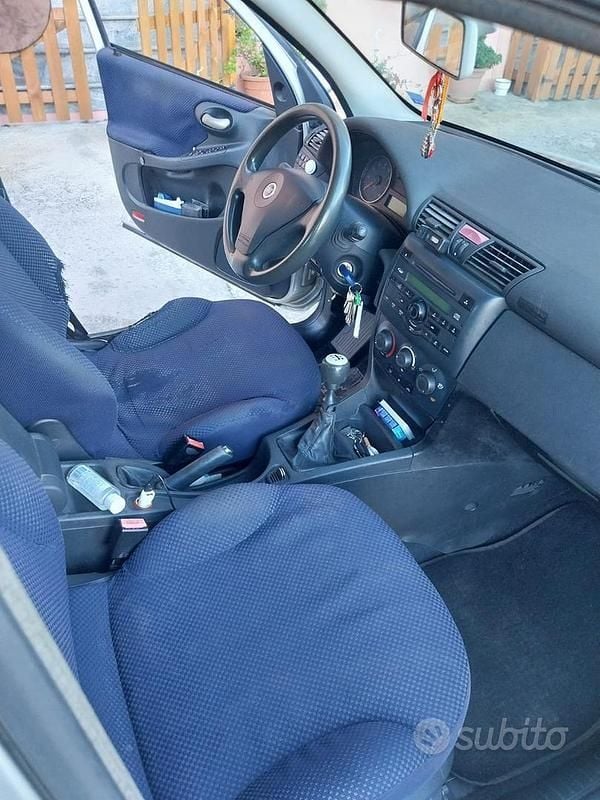 Occasion Fiat Stilo 103 ch (75 kW) 2002 Gris Berline