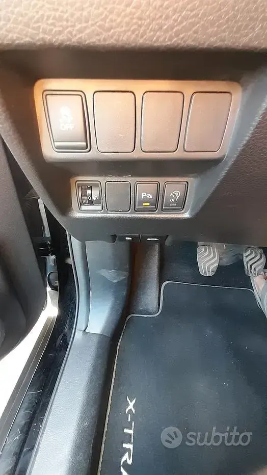Usata Nissan X-Trail 131 CV (96 kW) 2015 Nero SUV