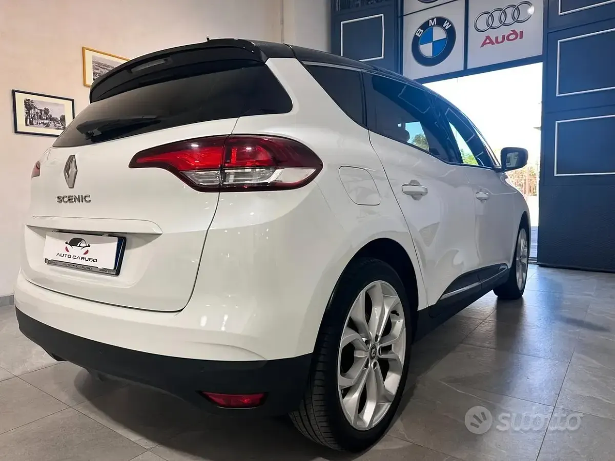 Usata Renault Scénic 110 CV (80 kW) 2018 Bianco Monovolume