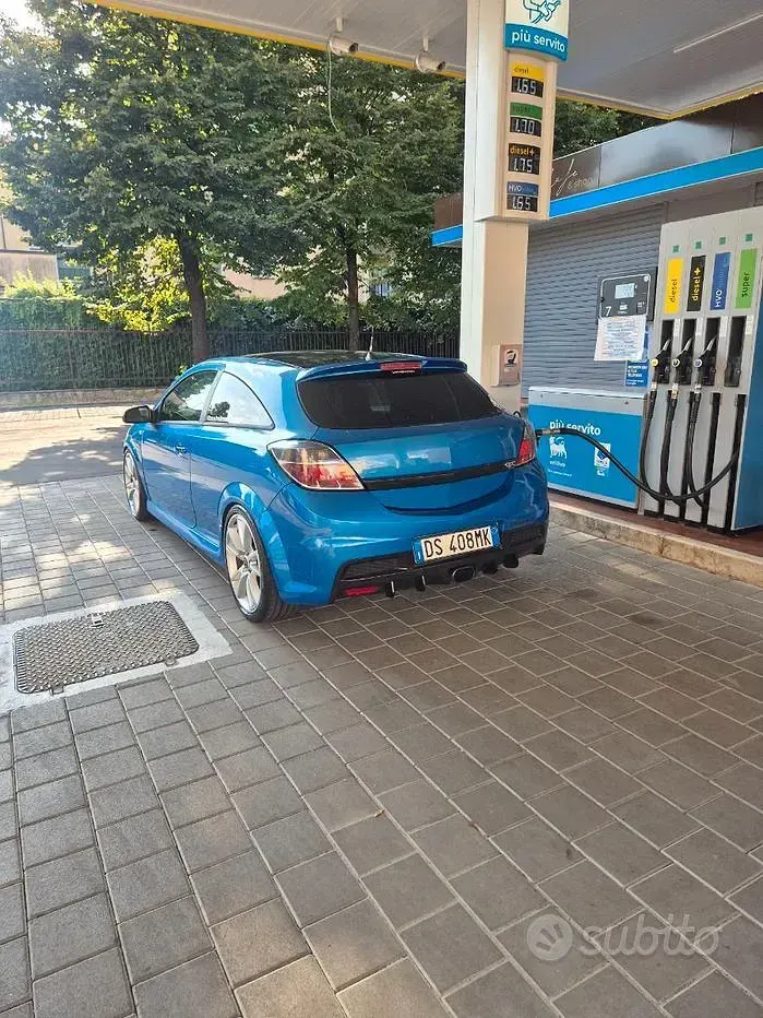 Käytetty Opel Astra OPC 240 HP (176 kW) 2009 Sininen Coupe - kaksiovinen