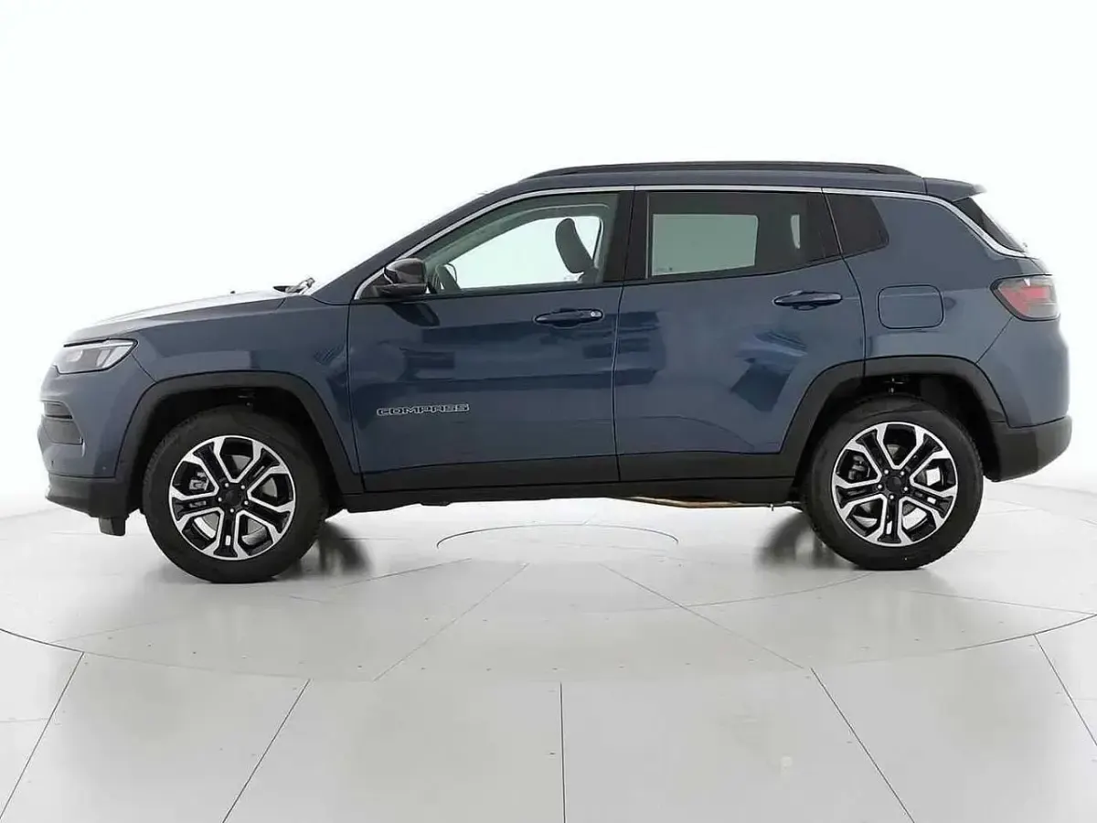 Usata Jeep Compass Limited 190 CV (139 kW) 2024 Blu SUV