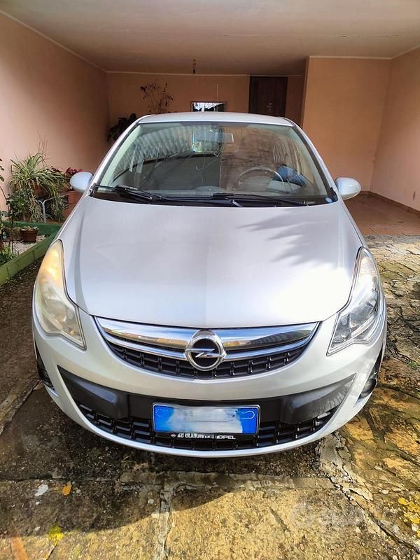 Usata Opel Corsa 2011 Utilitaria