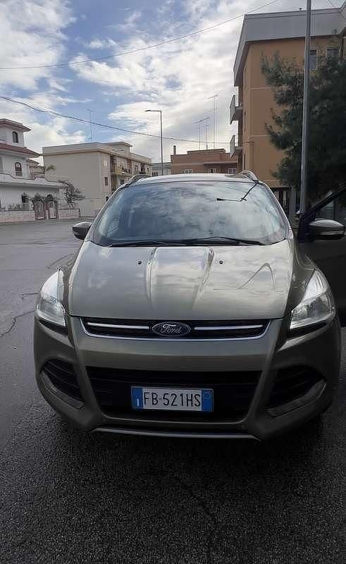 Usata Ford Kuga Titanium 150 CV (110 kW) 2015 SUV
