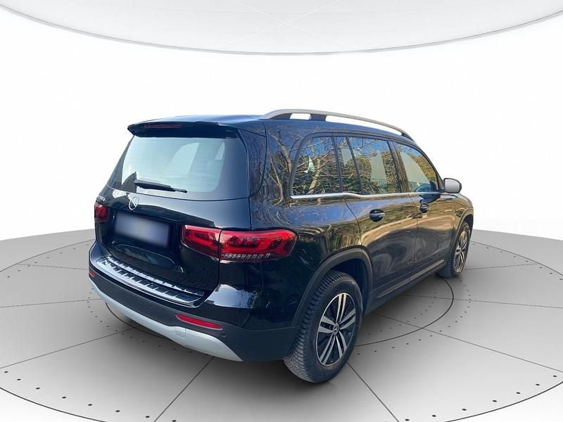 Usata Mercedes GLB200 Business 150 CV (110 kW) 2021 Nero SUV