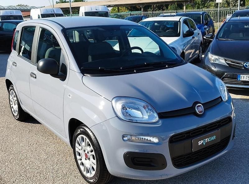 Usata Fiat Panda S 70 CV (51 kW) 2022 Grigio Utilitaria