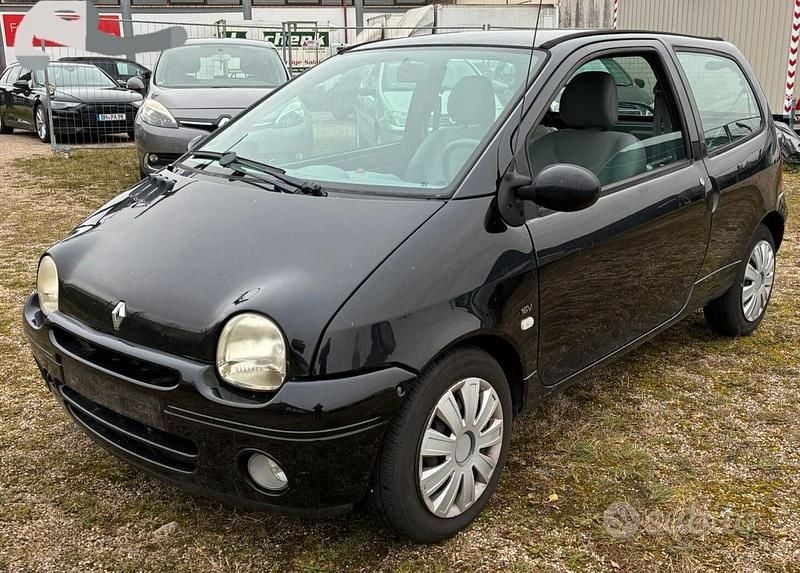Nero Usata 2005 Renault Twingo Due volumi | 2100 € (Ottimo prezzo) - Immagine 1/4