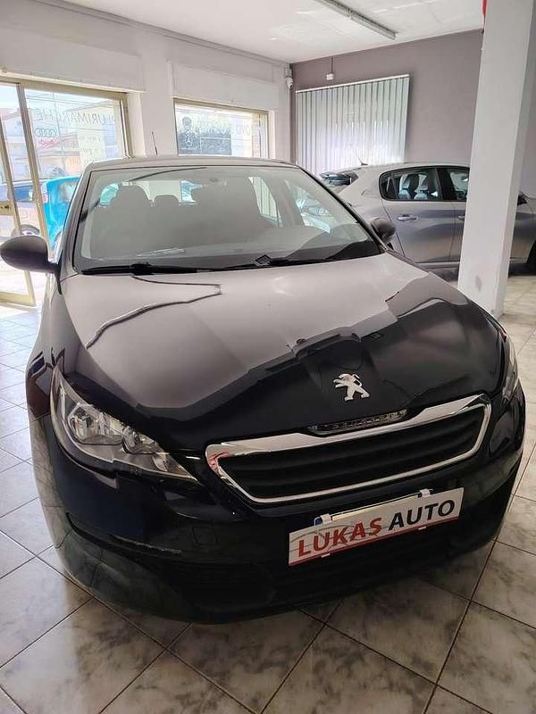 Usata Peugeot 308 SW Business-Line 120 CV (88 kW) 2015 Other Station wagon