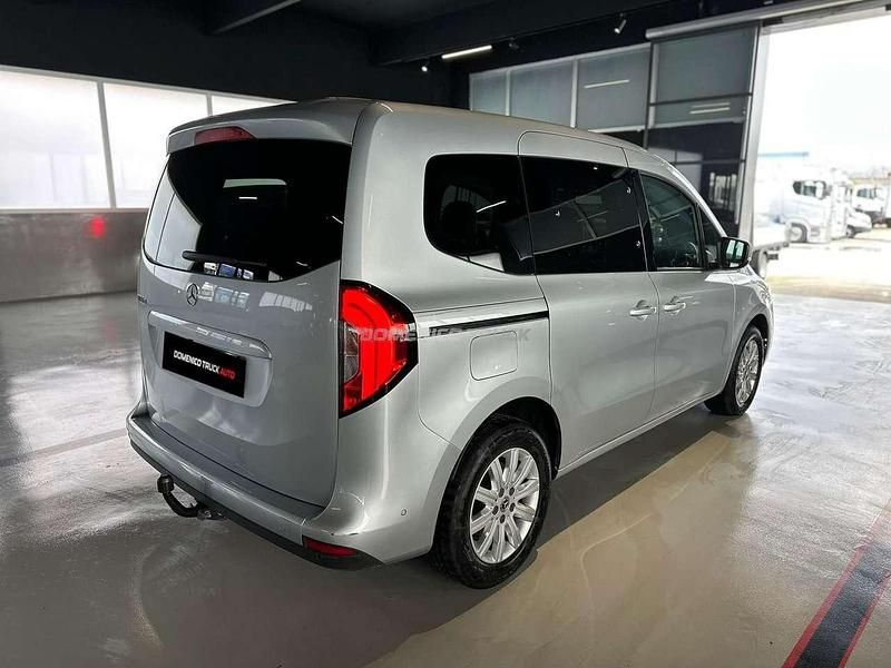 Usata Mercedes 180 116 CV (85 kW) 2024 Argento Berlina