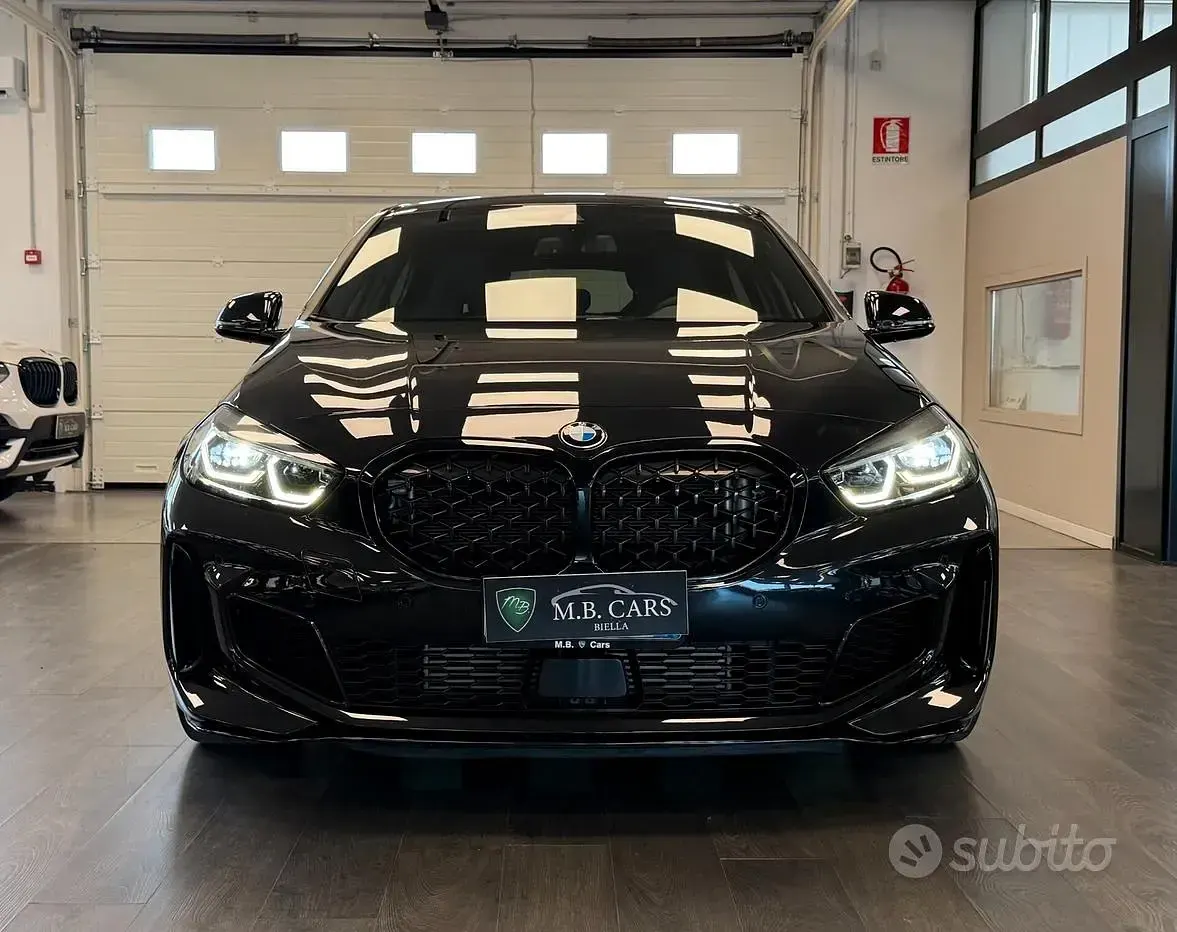 Usata BMW M135 320 CV (235 kW) 2021 Nero Utilitaria