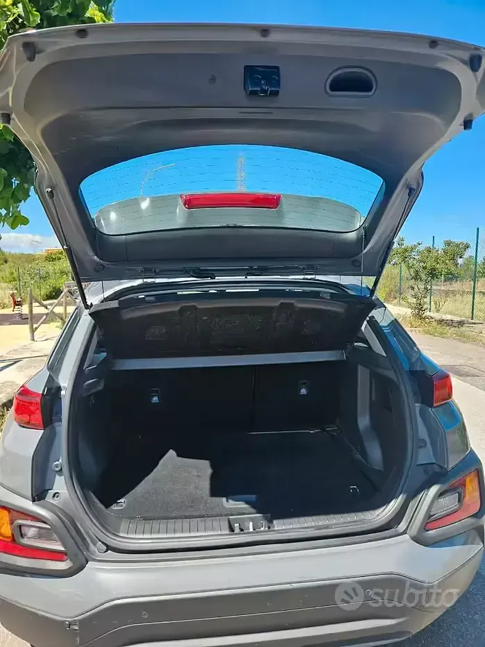Usata Hyundai Kona Comfort 116 CV (85 kW) 2018 Grigio SUV