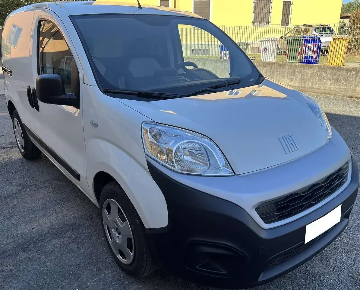 Usata Fiat Fiorino 95 CV (69 kW) 2022 Bianco Monovolume