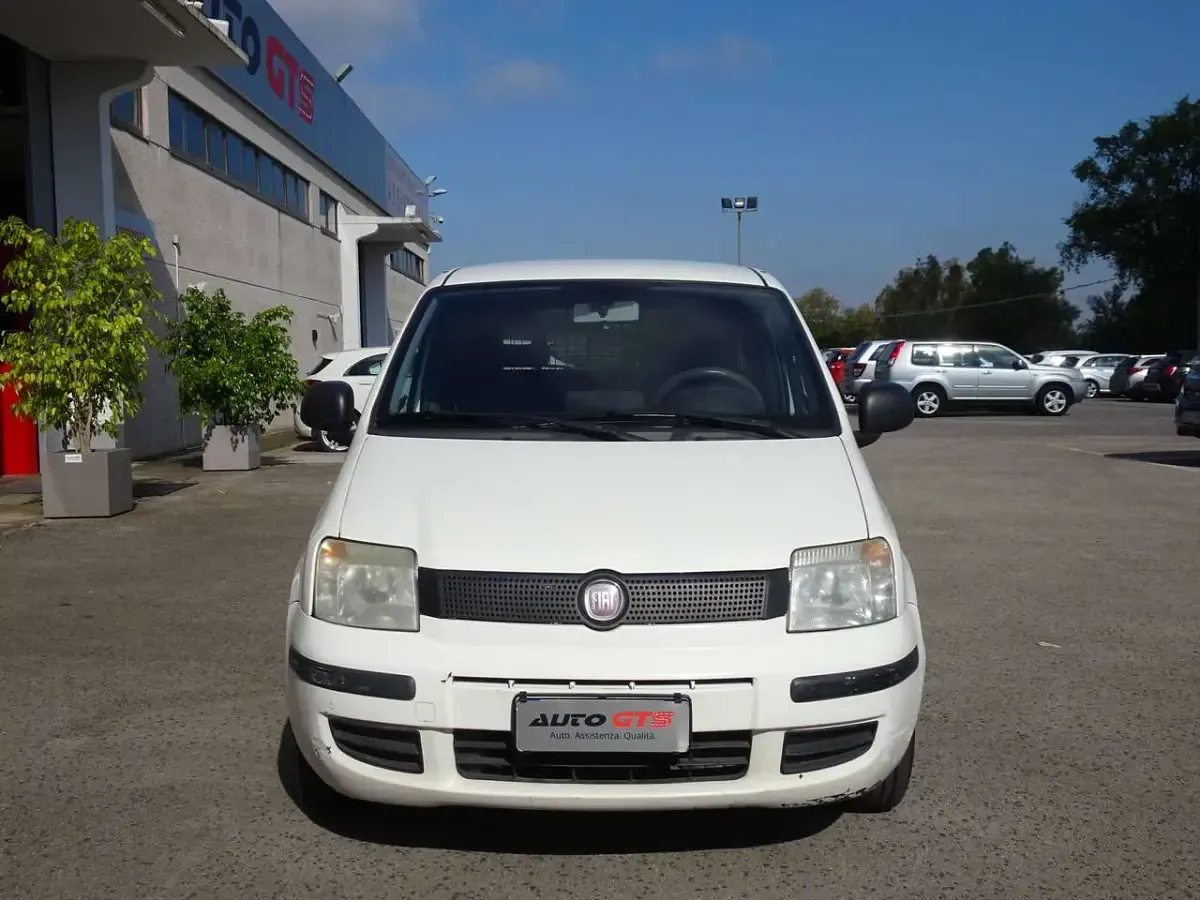 Usata Fiat Panda Active 69 CV (50 kW) 2011 Bianco Utilitaria