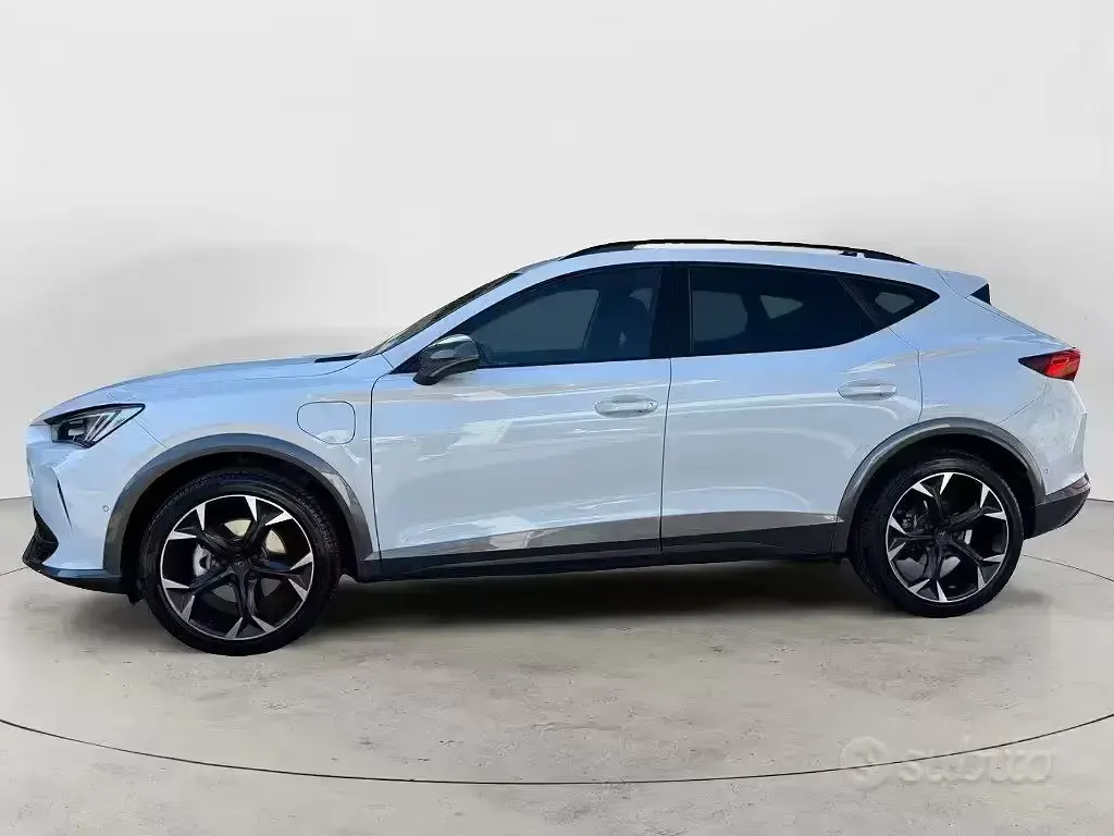 Usata Cupra Formentor 150 CV (110 kW) 2024 Bianco perlato SUV