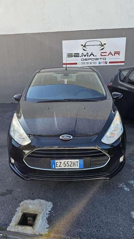 Begagnad Ford B-MAX Titanium 101 HK (74 kW) 2015 Svart Minibuss