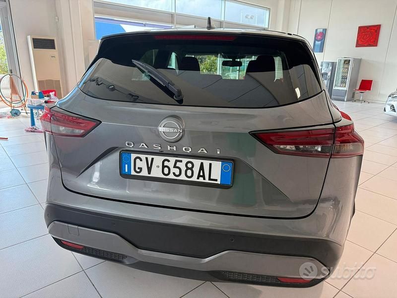 Usata Nissan Qashqai N-Connecta 158 CV (116 kW) 2024 Grigio SUV