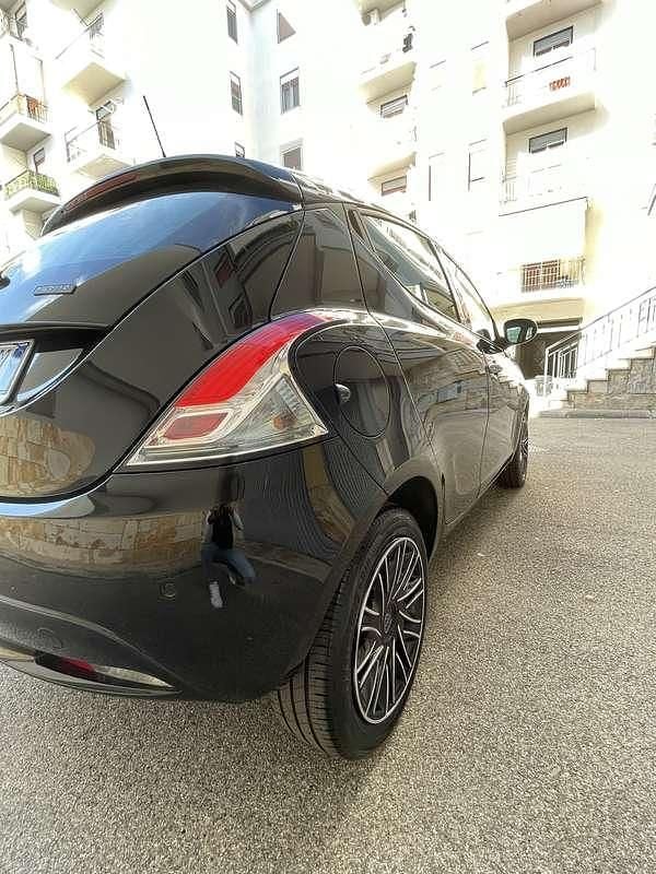 Usata Lancia Ypsilon S 69 CV (50 kW) 2022 Utilitaria