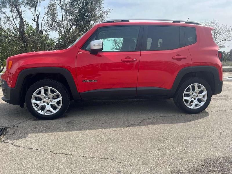Usata Jeep Renegade Limited 140 CV (102 kW) 2016 Rosso SUV
