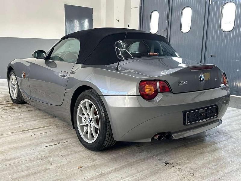 Usata BMW Z4 170 CV (125 kW) 2004 Grigio Cabrio