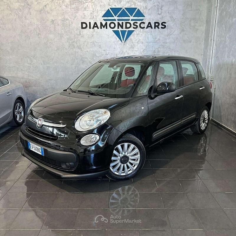 Nero Usata 2014 Fiat 500L Lounge Monovolume | 6500 € (Buon prezzo) - Immagine 1/4