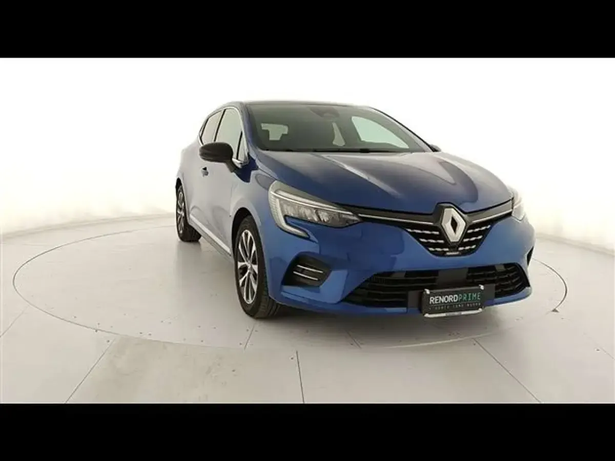 Usata Renault Clio V Techno 91 CV (66 kW) 2023 Blu scuro Berlina