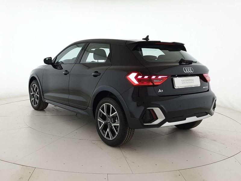 Nuova Audi A1 Business 116 CV (85 kW) 2026 Nero mito metallizzato SUV