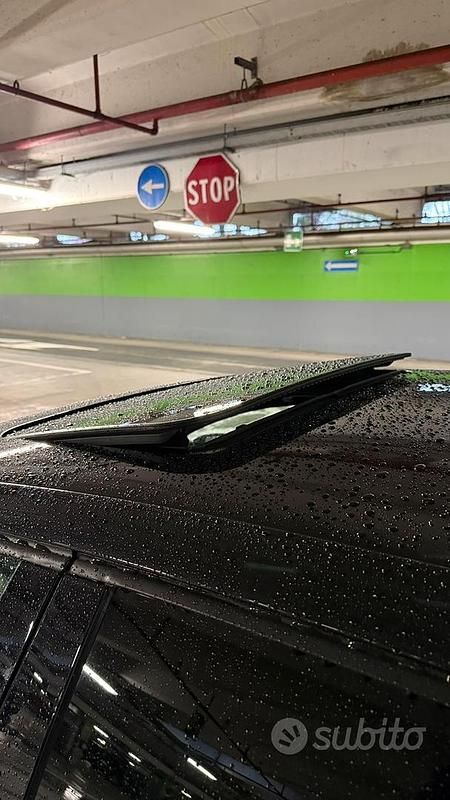 Usata VW Golf VI R 272 CV (200 kW) 2010 Nero Utilitaria