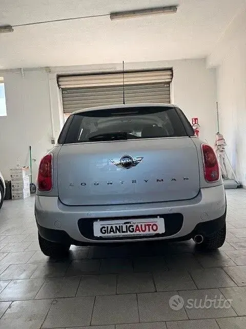 Usata Mini Cooper Countryman 111 CV (81 kW) 2015 Grigio SUV