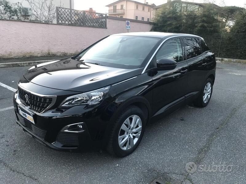 Nero Usata 2019 Peugeot 3008 SUV | 17.300 € (Buon prezzo) - Immagine 1/4