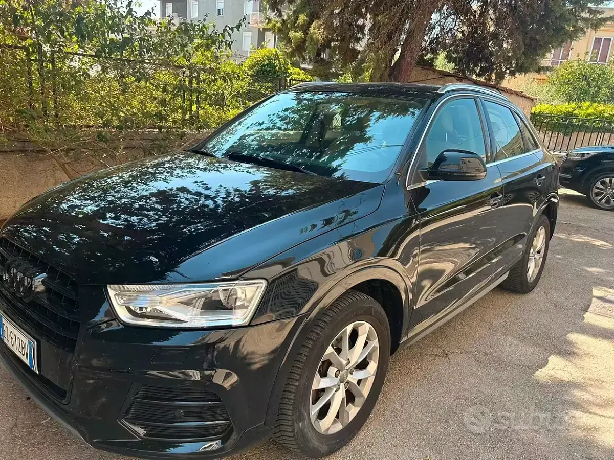 Usata Audi Q3 Business 150 CV (110 kW) 2015 Nero SUV