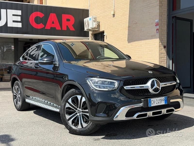 Usata Mercedes GLC220 AMG 194 CV (142 kW) 2021 Nero Coupé