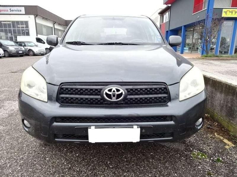 Usata Toyota RAV4 Luxury 177 CV (130 kW) 2006 SUV