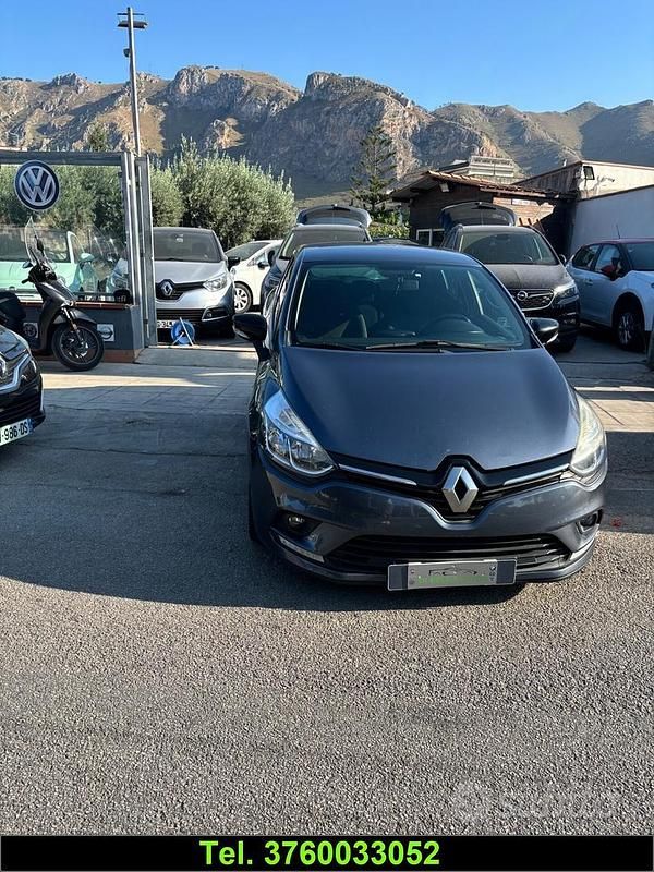 Usata Renault Clio IV Zen 75 CV (55 kW) 2018 Grigio Berlina