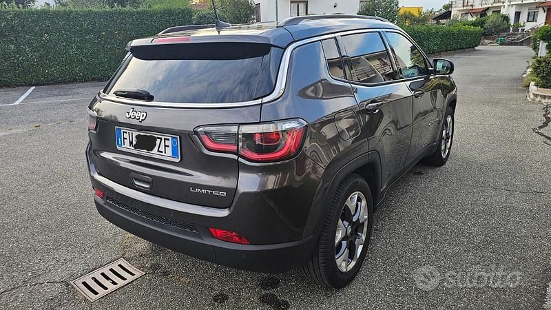 Usata Jeep Compass Limited 120 CV (88 kW) 2019 Grigio SUV