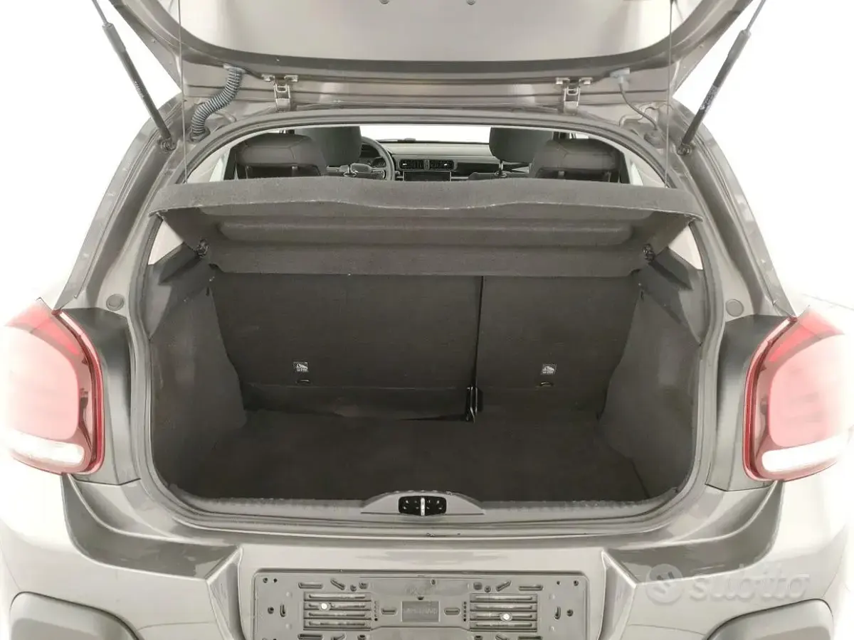 Usata Citroën C3 PureTech 83 CV (61 kW) 2024 Grigio Monovolume