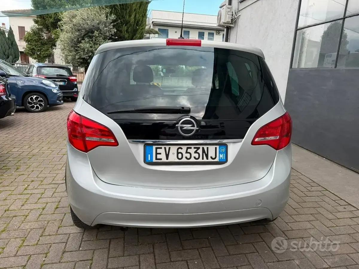 Gebraucht Opel Meriva S 110 PS (80 kW) 2014 Grau Van / Kleinbus